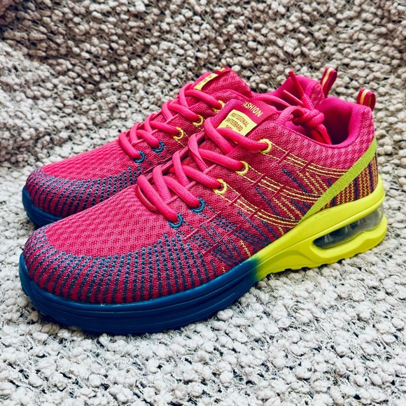 None Shoes - Fashion Skate Shoes, sz 9 (40)